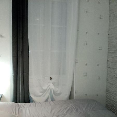 Le Petit Saint Bernard Apartamento Dijon Exterior foto